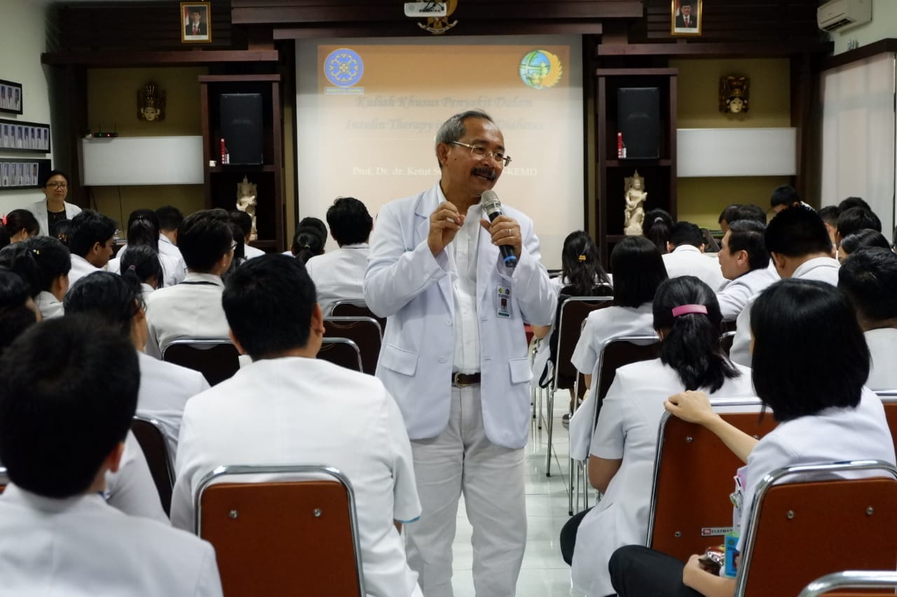 Kuliah Khusus Penyakit Dalam Prof. Dr. dr. Ketut Suastika, Sp.P.D-KEMD